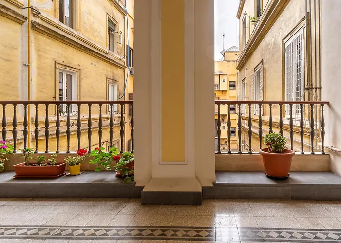 Iflat Lina Cavalieri House
